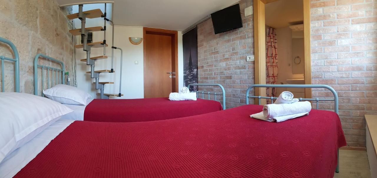 Holiday Home Gustirna Selca  Phòng bức ảnh