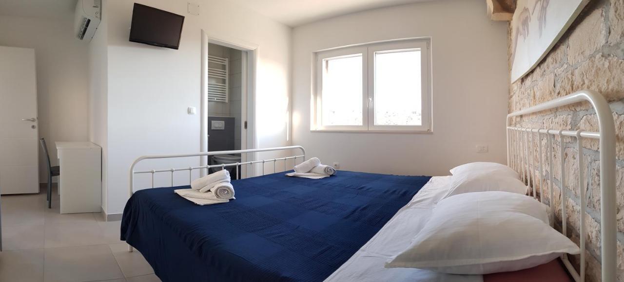 Holiday Home Gustirna Selca  Phòng bức ảnh